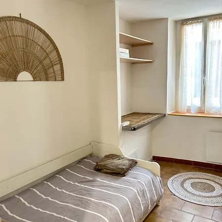 Spacieux Et Calme Rez-de-chaussee