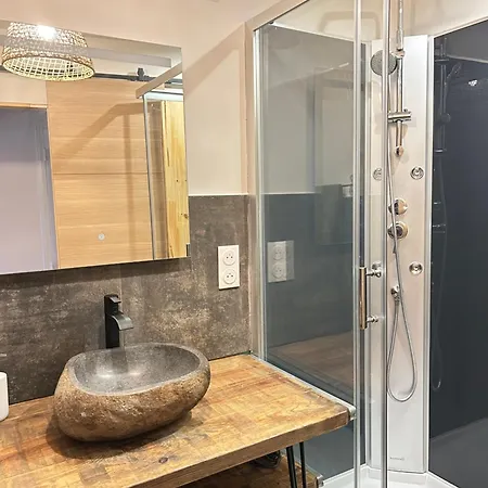 Apartman Spacieux Rez-de-chaussee Clim *